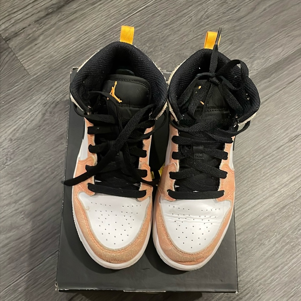 Jordan 1, size 1 us